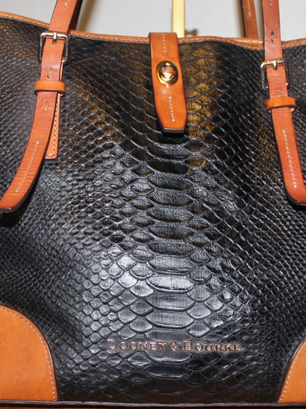 $398 Dooney & Bourke Claremont Dove "Python" Shopper Tote Shoulder Bag - Picture 2 of 13